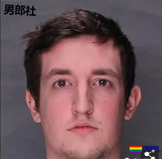 23岁男教师假装少女，让班里男生给他发露骨照片 - 51虹马