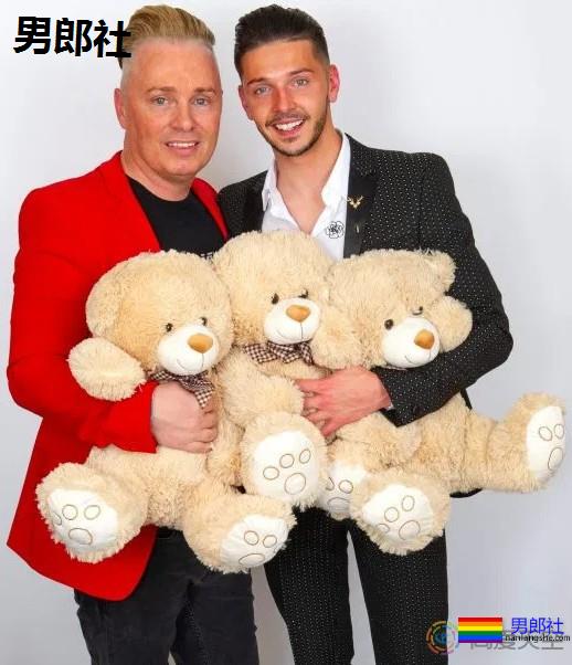 同性恋男子与女儿前男友结婚准备迎接三胞胎 - 51虹马