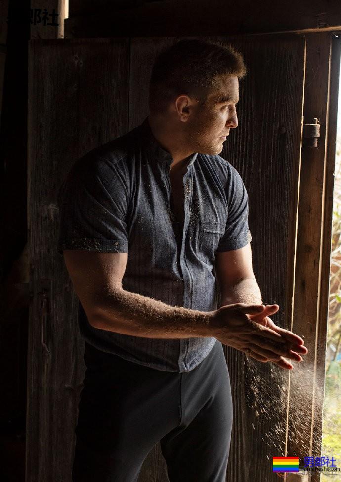 瑞士摔跤运动员成为瑞士体育界出柜第一人 - 51虹马