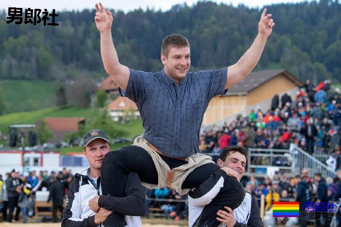 瑞士摔跤运动员成为瑞士体育界出柜第一人 - 51虹马