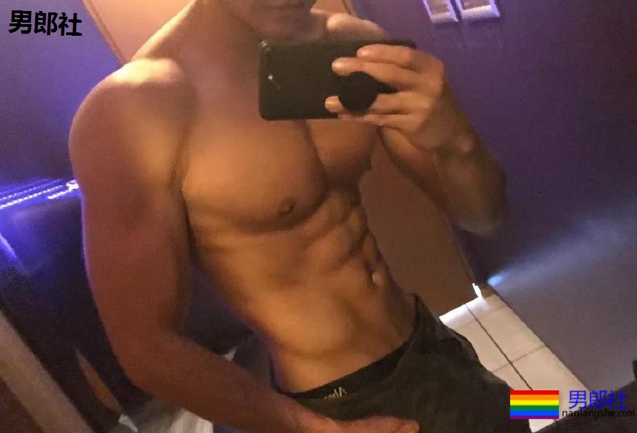 体育生男大十八变？ - 51虹马