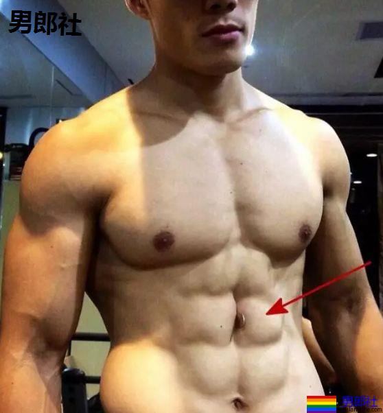 我的BF，胸肌能夹笔、夹硬币、夹可乐、夹我的…… - 51虹马