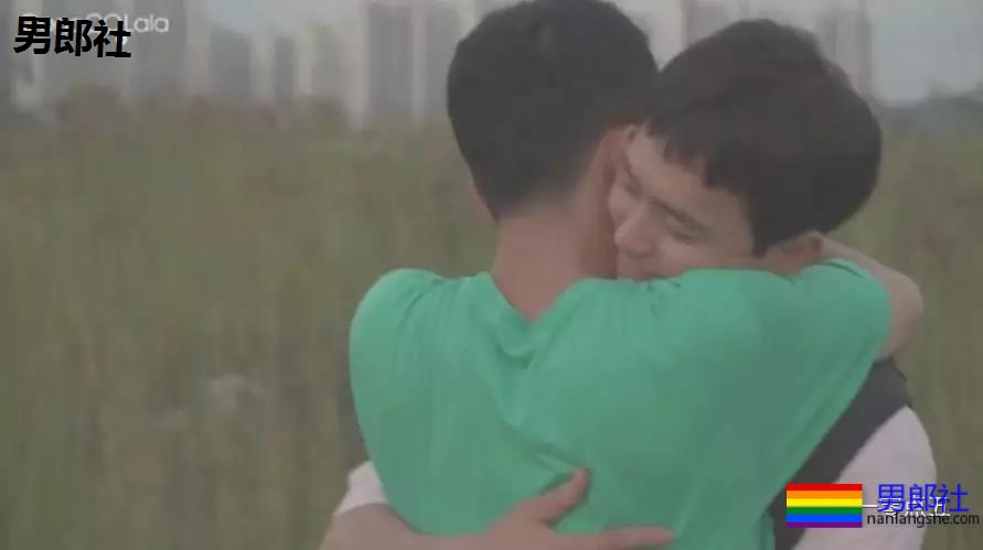 我的天，憨帅小哥被直播出柜，结局好甜！ - 51虹马