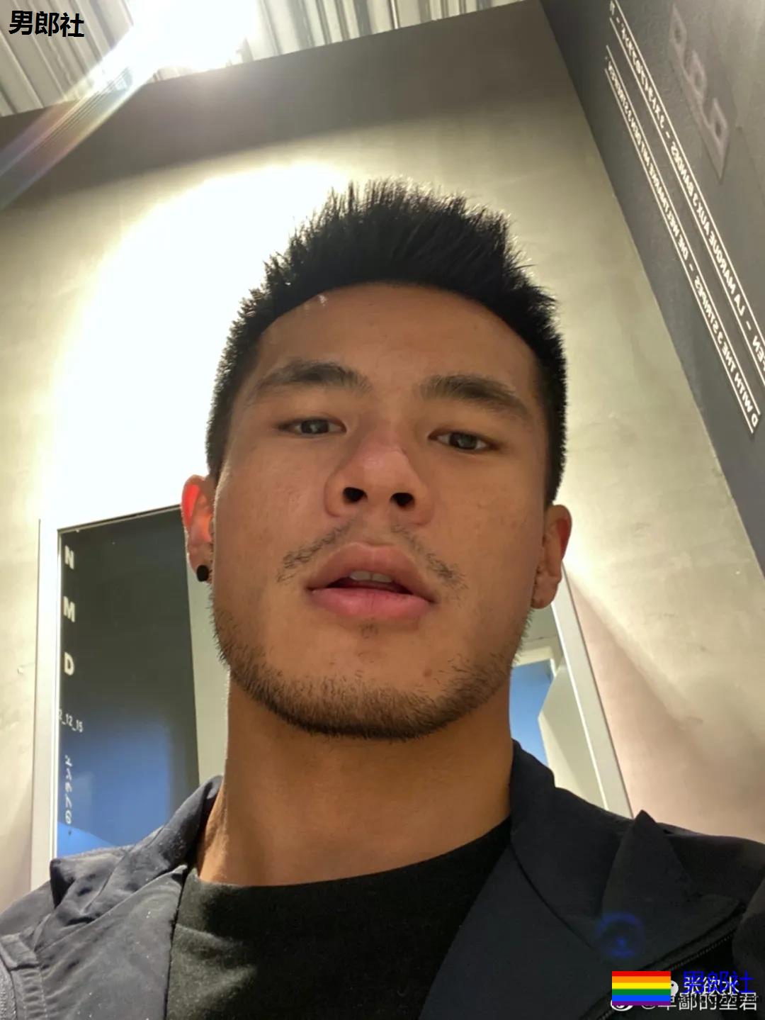 这位野狼系男孩，又让多少姐妹可以？-51虹马