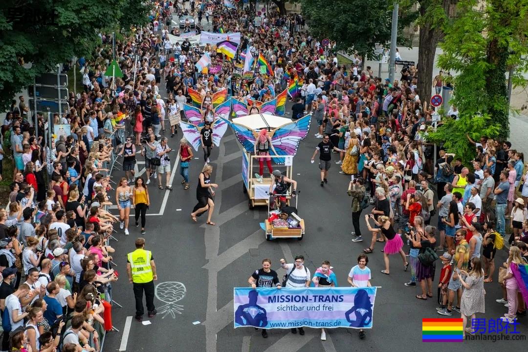 德国同志从有罪到合法婚姻 柏林市长：这样也挺好的 - 51虹马