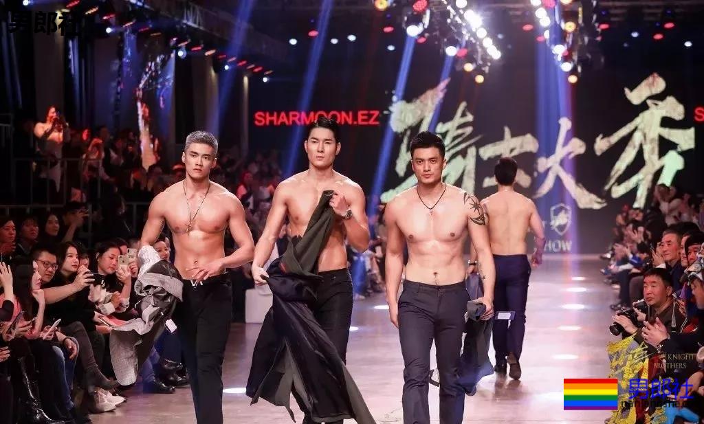 上海骑士兄弟型男秀男模，190CM大长腿腹肌帅哥。 - 51虹马