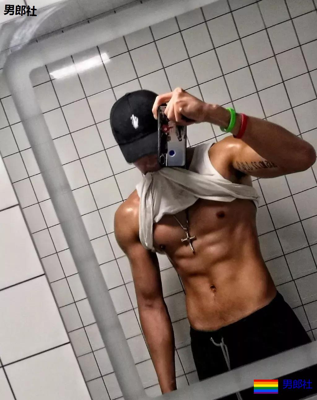 上海骑士兄弟型男秀男模，190CM大长腿腹肌帅哥。 - 51虹马