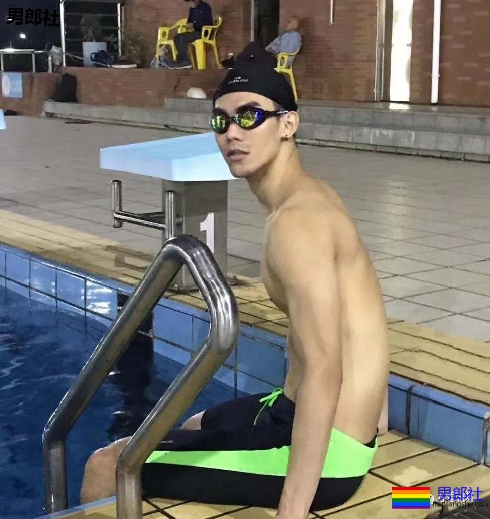 188CM吉林寸头学长,大长腿高鼻梁Man炸! - 51虹马 188CM吉林寸头学长,大长腿高鼻梁Man炸! - 51虹马