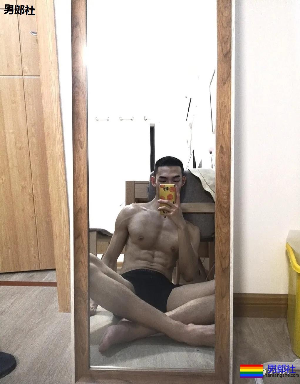 188CM吉林寸头学长,大长腿高鼻梁Man炸! - 51虹马 188CM吉林寸头学长,大长腿高鼻梁Man炸! - 51虹马