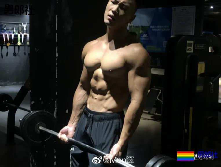 他是墨立方御用男模，堪称教练中的战斗机 - 51虹马