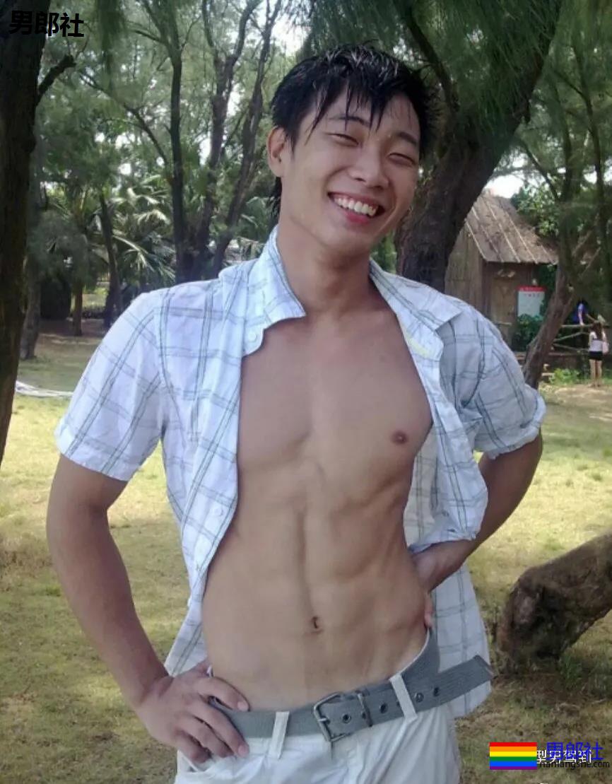 他是墨立方御用男模，堪称教练中的战斗机 - 51虹马