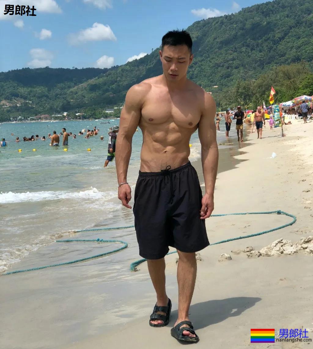 他是墨立方御用男模，堪称教练中的战斗机 - 51虹马