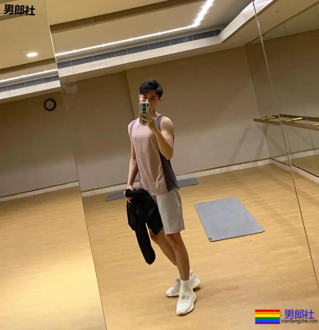 颜值！肌肉！ 火遍男圈的“恋爱脸”帅哥！ - 51虹马