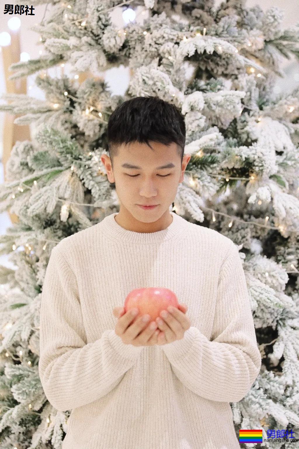 一秒沦陷的初恋脸!00后制服体育生长大了,你想撩谁? - 51虹马 一秒沦陷的初恋脸!00后制服体育生长大了,你想撩谁? - 51虹马