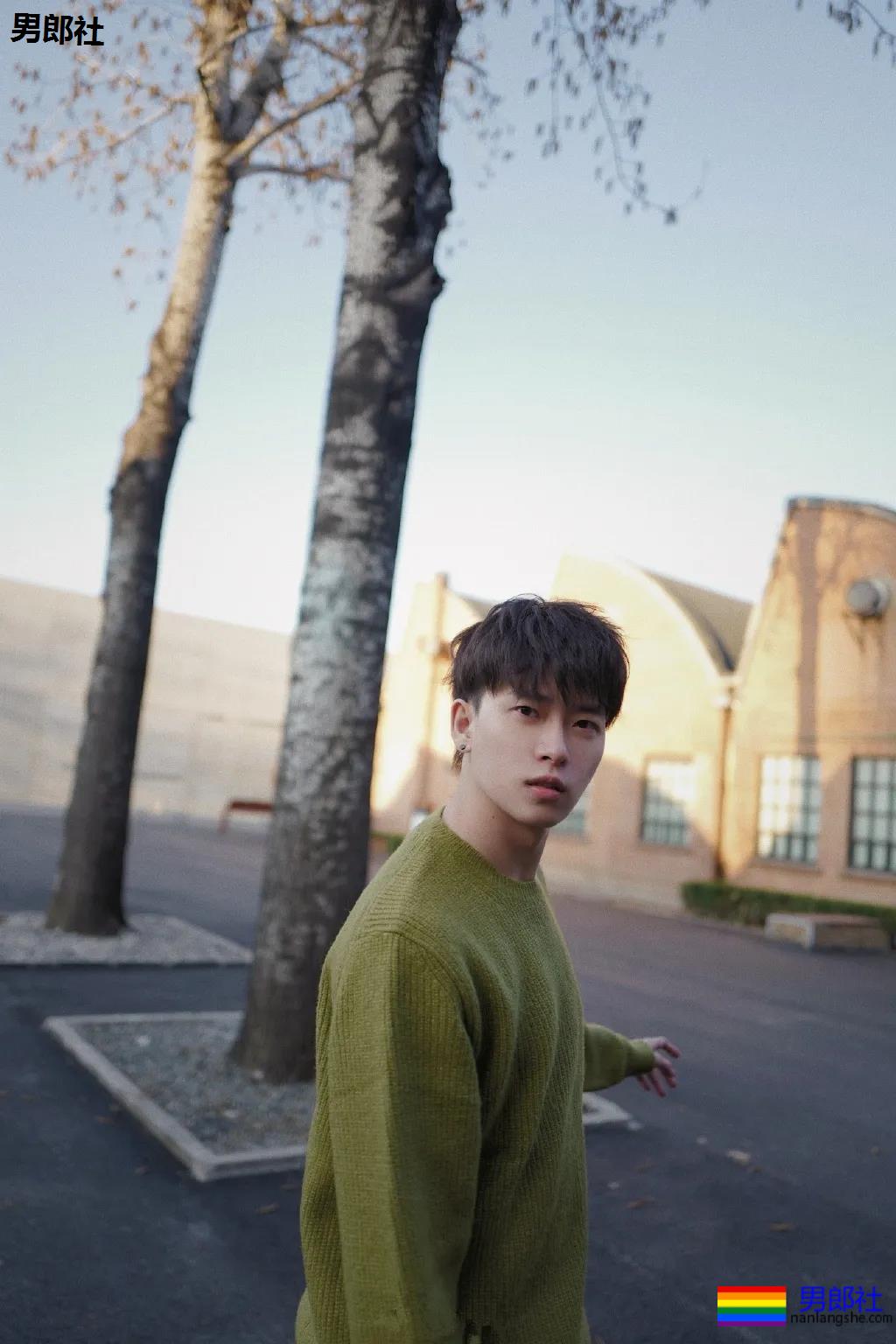 一秒沦陷的初恋脸!00后制服体育生长大了,你想撩谁? - 51虹马 一秒沦陷的初恋脸!00后制服体育生长大了,你想撩谁? - 51虹马