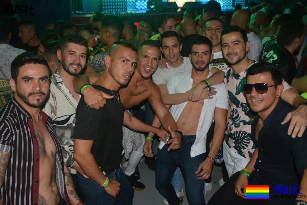 5000GAY男同聚一吧！世界最大的同志酒吧竟然在这？ - 51虹马