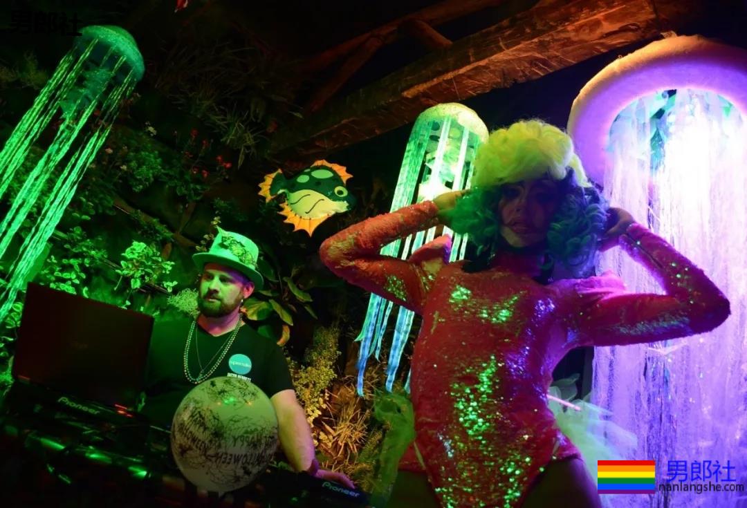 5000GAY男同聚一吧！世界最大的同志酒吧竟然在这？ - 51虹马