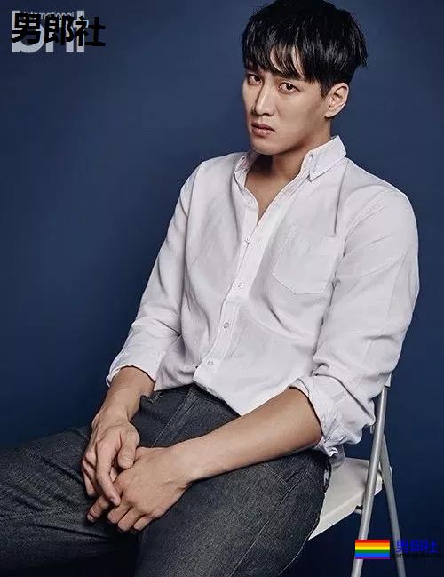 187高鼻梁拳击体育生,为了红秀肌肉好身材,长腿腱子肉A到爆! - 51虹马 187高鼻梁拳击体育生,为了红秀肌肉好身材,长腿腱子肉A到爆! - 51虹马