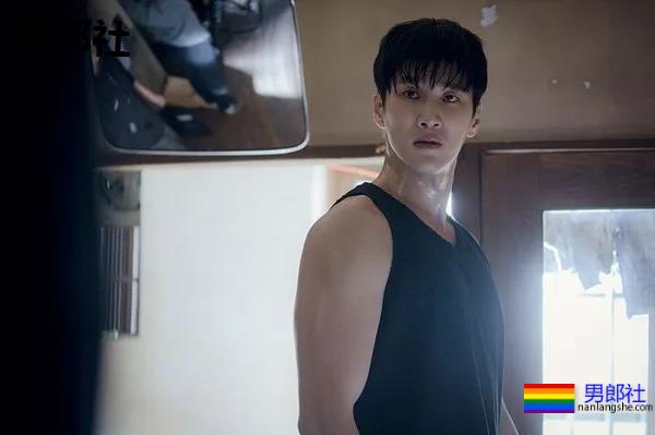 187高鼻梁拳击体育生,为了红秀肌肉好身材,长腿腱子肉A到爆! - 51虹马 187高鼻梁拳击体育生,为了红秀肌肉好身材,长腿腱子肉A到爆! - 51虹马