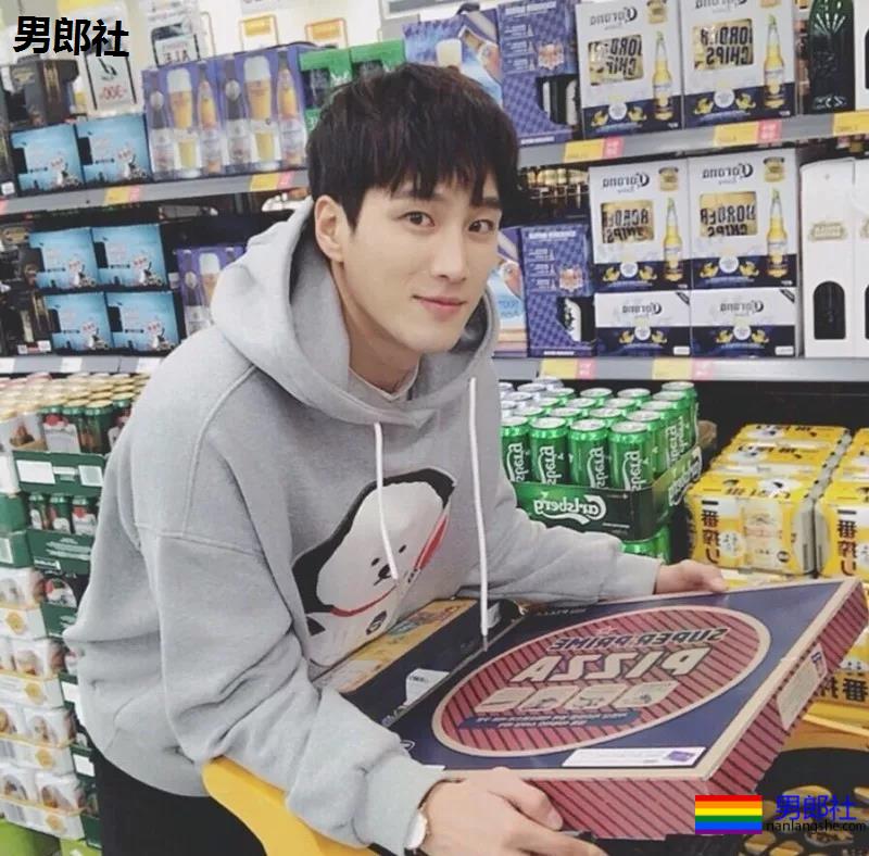 187高鼻梁拳击体育生,为了红秀肌肉好身材,长腿腱子肉A到爆! - 51虹马 187高鼻梁拳击体育生,为了红秀肌肉好身材,长腿腱子肉A到爆! - 51虹马