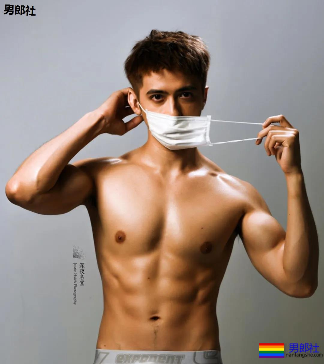 神似许魏洲的筋肉奶狗禸褲男模，他的私房照很sexy！ - 51虹马