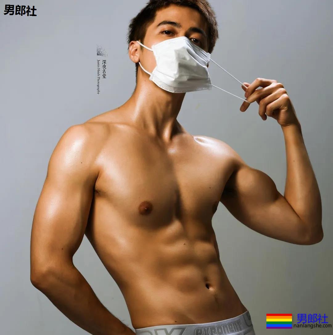 神似许魏洲的筋肉奶狗禸褲男模，他的私房照很sexy！ - 51虹马