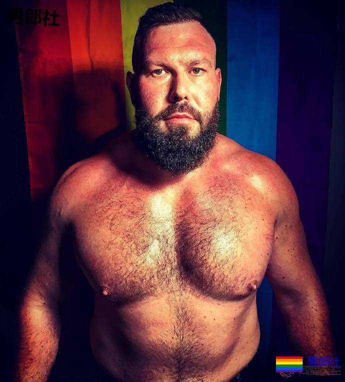 职业摔角手和男友办婚礼:一切变得越来越好 - 51虹马 职业摔角手和男友办婚礼:一切变得越来越好 - 51虹马