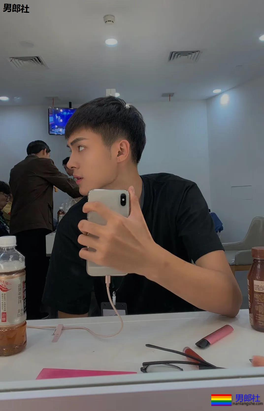 192大长腿篮球小鲜肉，也太太太帅了吧！ - 51虹马