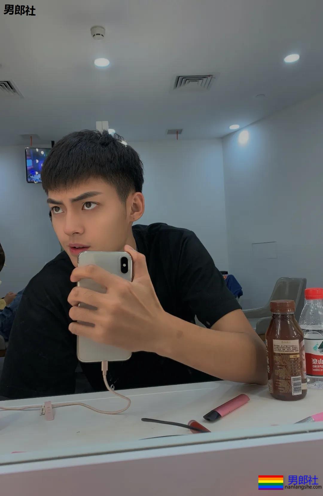 192大长腿篮球小鲜肉，也太太太帅了吧！ - 51虹马