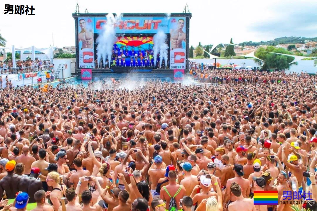 每年八月，三万基男齐聚希腊GAY岛上，就为这一盛事！ - 51虹马