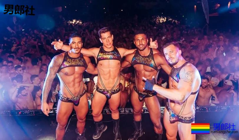 每年八月，三万基男齐聚希腊GAY岛上，就为这一盛事！ - 51虹马