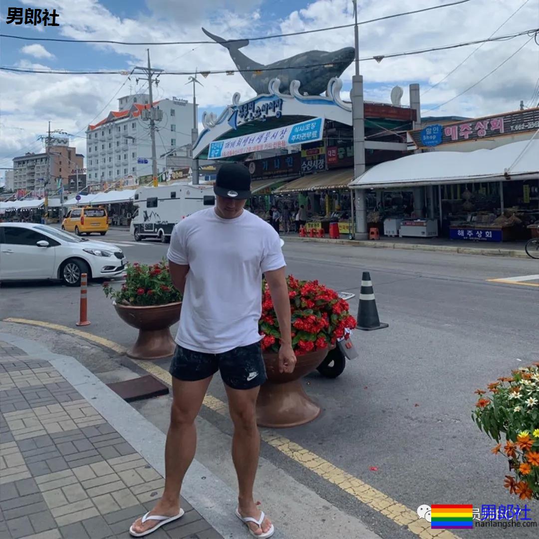 短发、圆脸、大鼻子！韩国网红名媛也一样的审美 - 51虹马