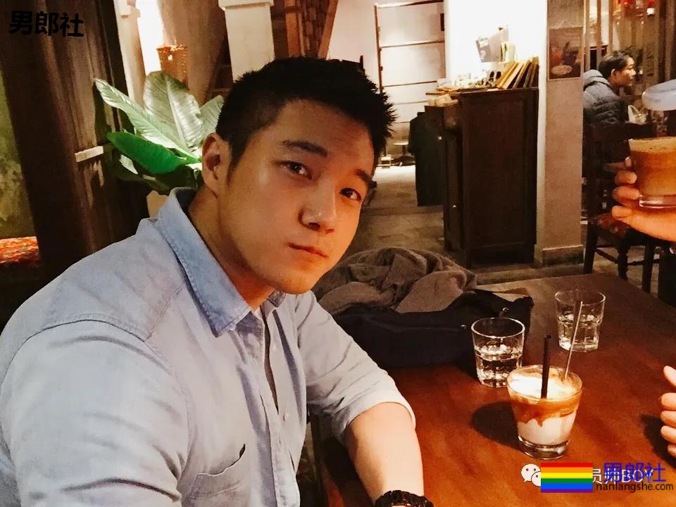 短发、圆脸、大鼻子！韩国网红名媛也一样的审美 - 51虹马