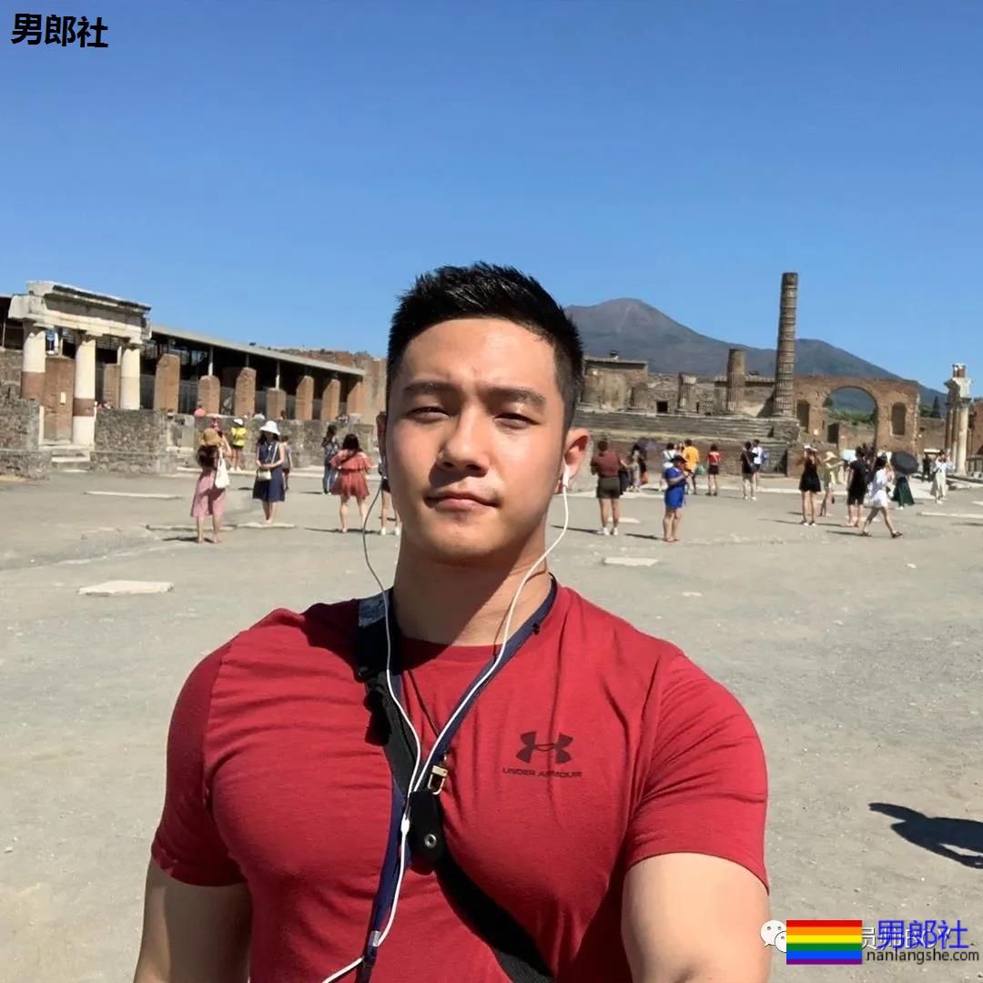 短发、圆脸、大鼻子！韩国网红名媛也一样的审美 - 51虹马