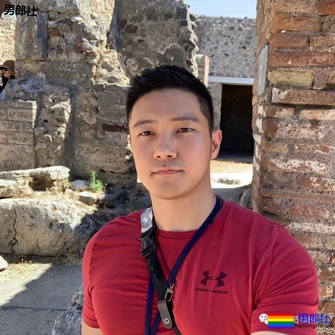 短发、圆脸、大鼻子！韩国网红名媛也一样的审美 - 51虹马