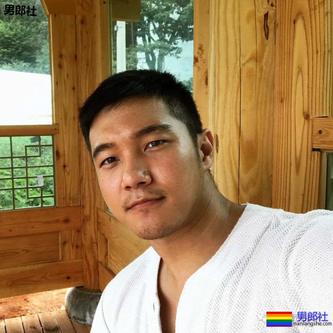 短发、圆脸、大鼻子！韩国网红名媛也一样的审美 - 51虹马