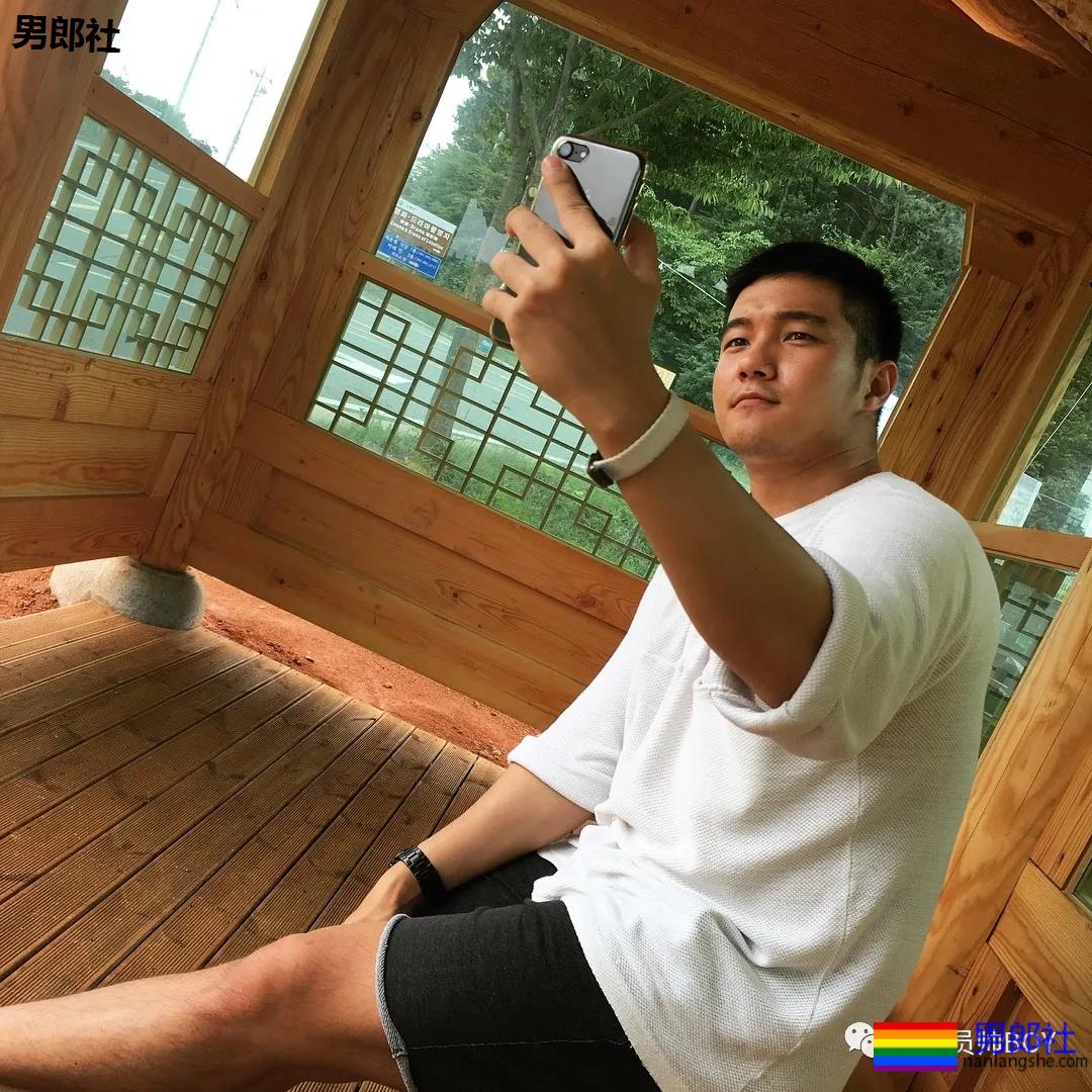 短发、圆脸、大鼻子！韩国网红名媛也一样的审美 - 51虹马