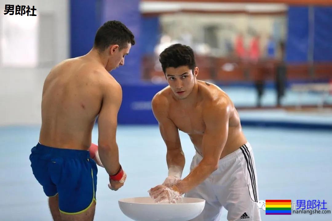 日本巴西混血体操运动员成同志天菜！笑容迷人身材完美 - 51虹马