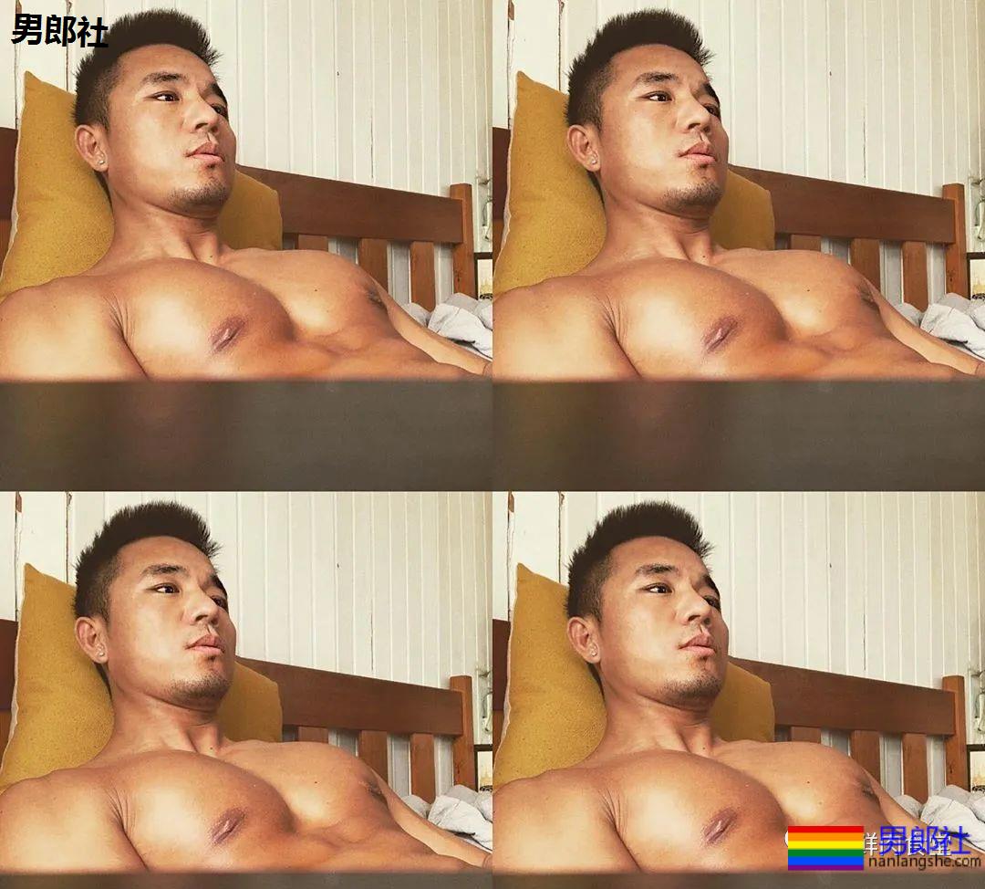 大胸黝黑肌肉汉子,运动裤透露 “ 大 ” 实力!! - 51虹马 大胸黝黑肌肉汉子,运动裤透露 “ 大 ” 实力!! - 51虹马