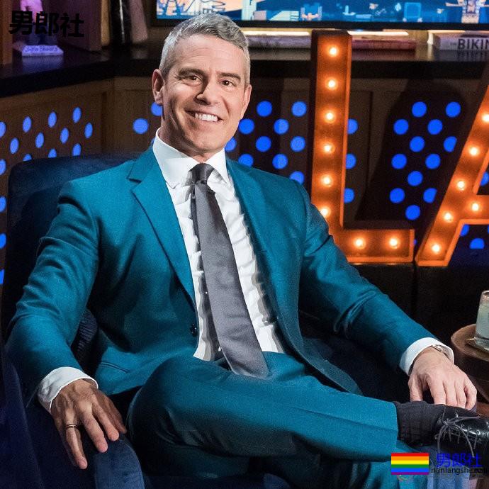 NBA首位公开同性恋身份的球员确诊感染新冠病毒 - 51虹马