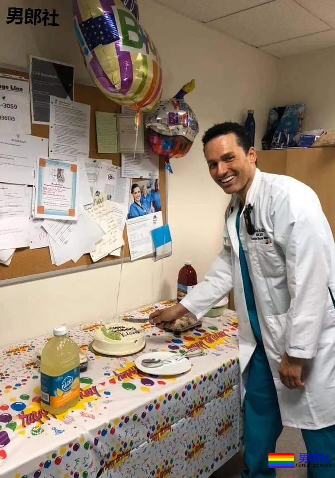 纽约男同志护理师不敌新冠肺炎病逝 姐姐痛心：「他的死原本可以避免！」 - 51虹马