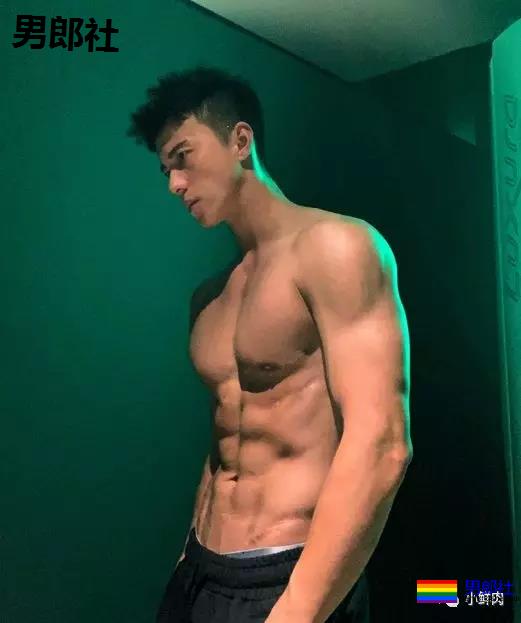 浙江狙击手小哥火了，自带一身腱子肉鼻子超大！ - 51虹马