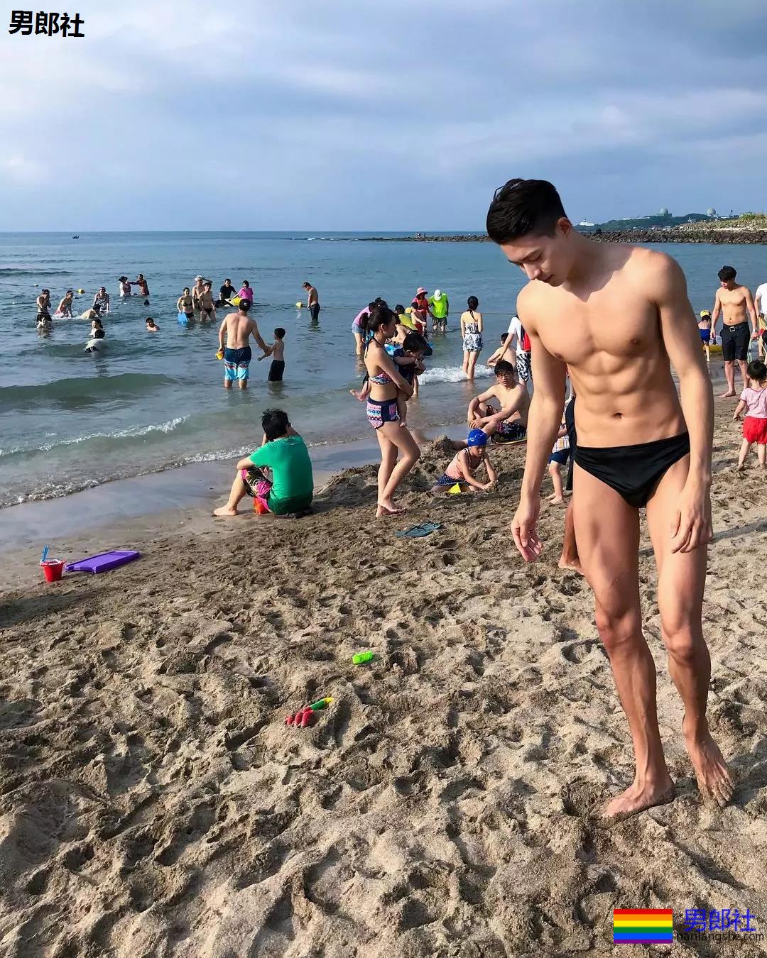 180cm，180mm。这样的男生你确定不点进来？ - 51虹马