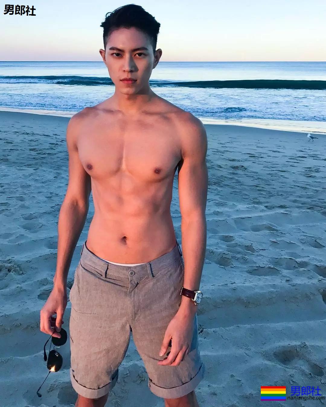 180cm，180mm。这样的男生你确定不点进来？ - 51虹马