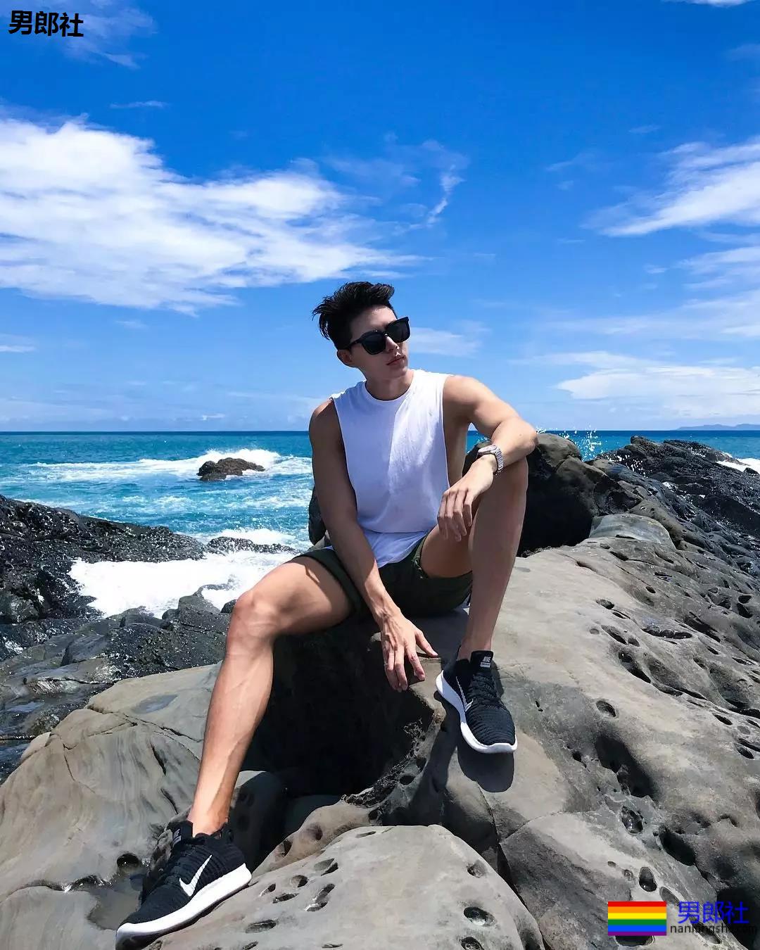 180cm，180mm。这样的男生你确定不点进来？ - 51虹马