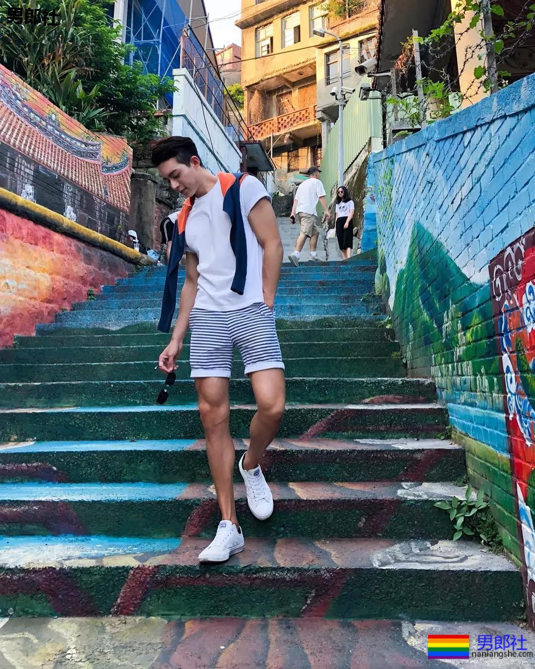 180cm，180mm。这样的男生你确定不点进来？ - 51虹马