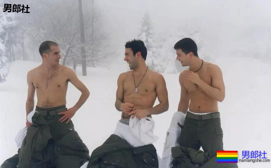 "长官，你想干我吗？那就来啊！"兵哥哥的性爱往事，画面超细腻。 - 51虹马