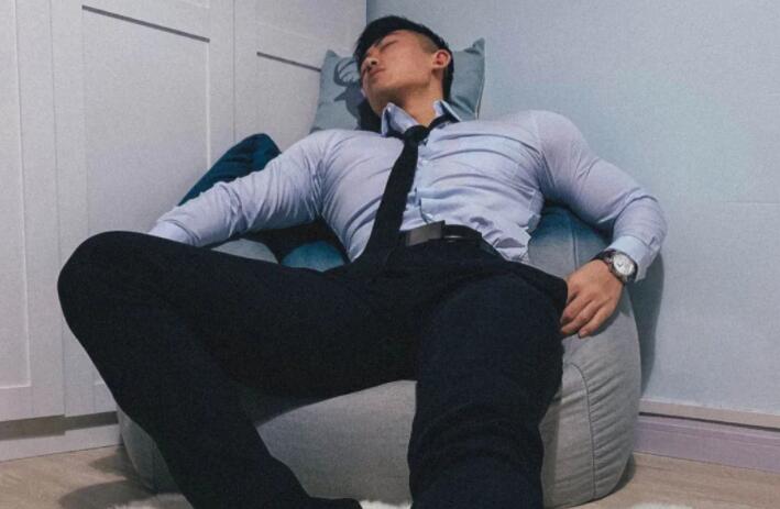 空少同志故事:深爱的两年,他睡人无数…-51虹马