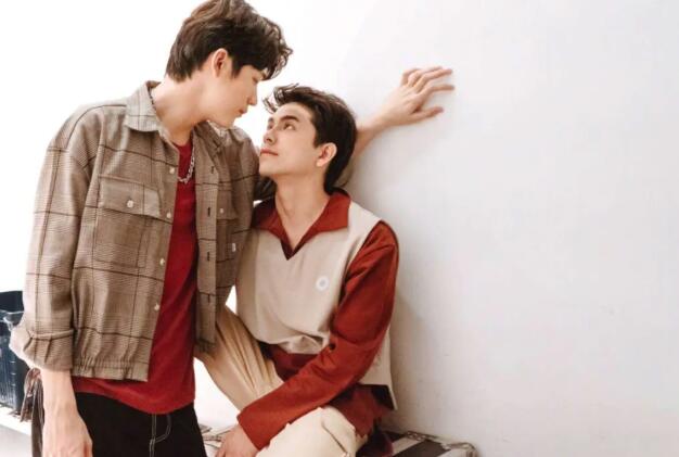 每天夜里，我都想抱着你说好多好多话 - 51虹马