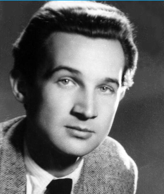 百岁高龄的波兰演员宣告自己是gay - 51虹马